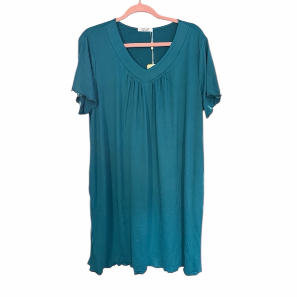 Ekouaer Woman’s V Neck Nightgown - Size Large - NWT - PTP 22” Color: Blue/Green